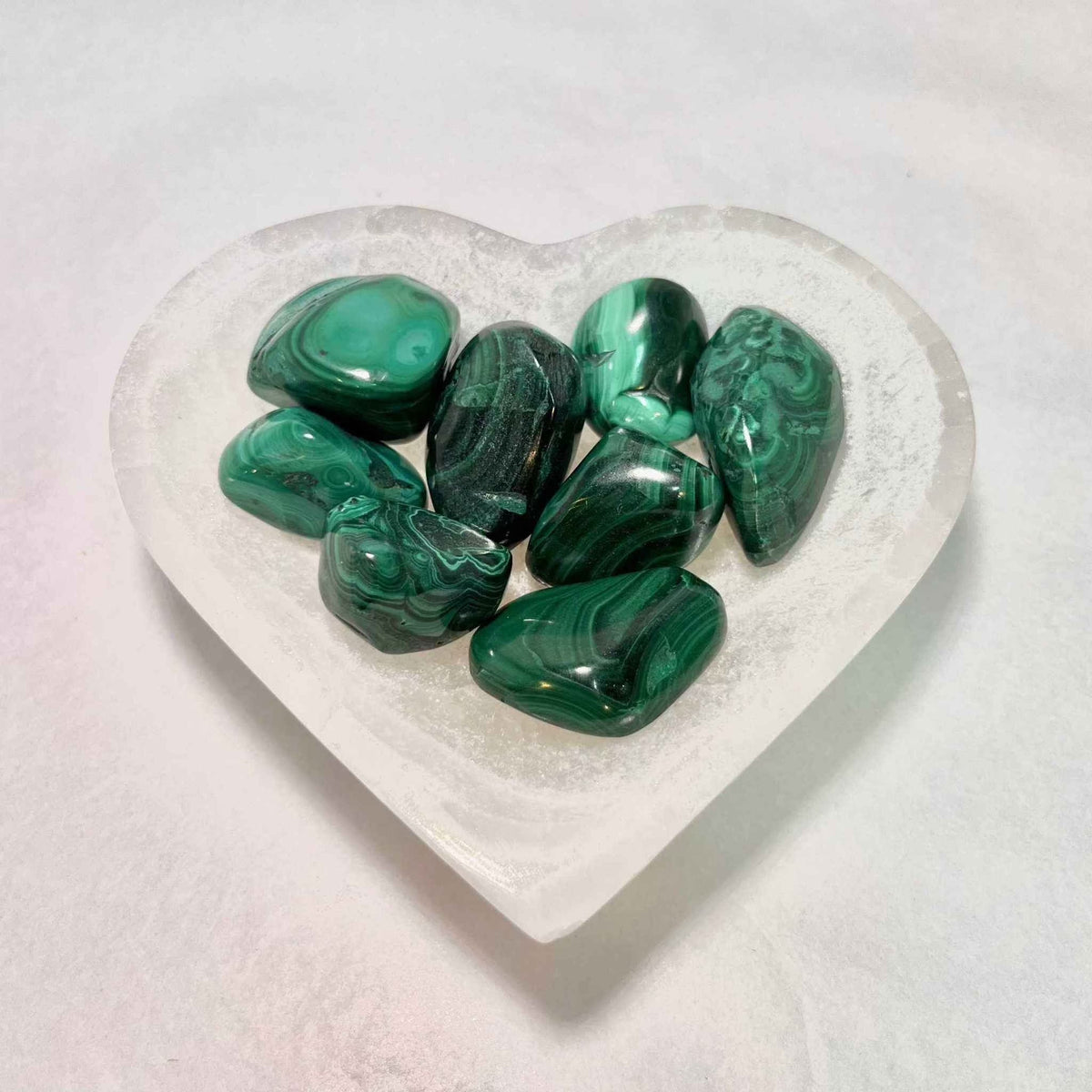 Malachite Tumbled Stone - image 5
