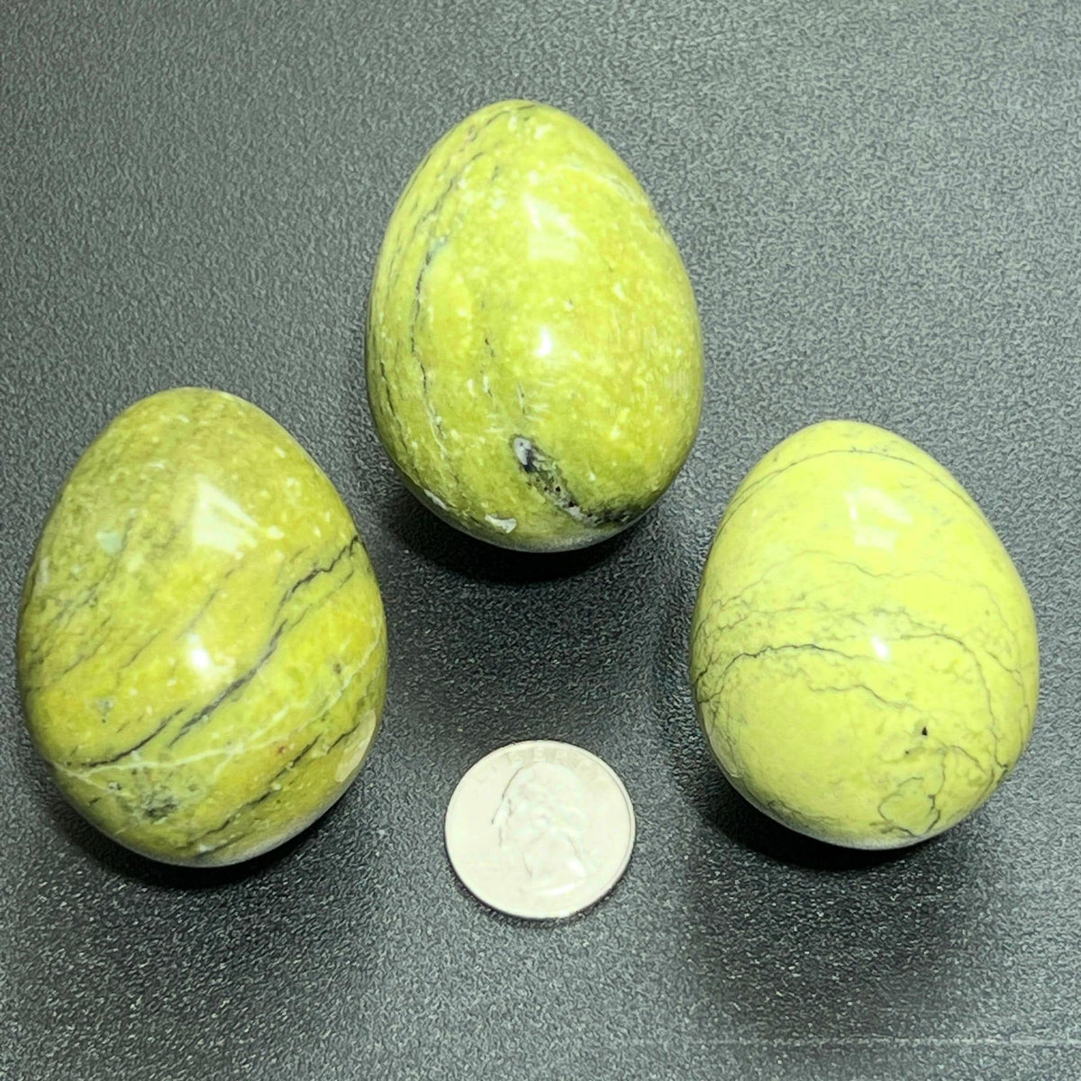Green Serpentine Crystal Egg Carving - image 2