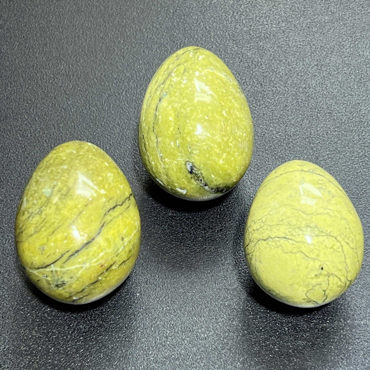 Green Serpentine Crystal Egg Carving