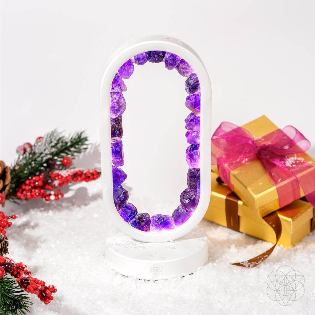 Amethyst ring lamp – close-up of ring of crystals (view 7)
