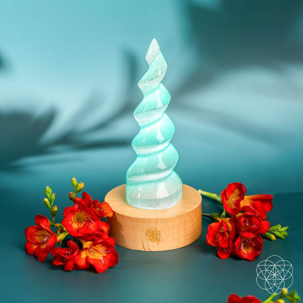 Flame of Light – Selenite Flame Lamp - image 3